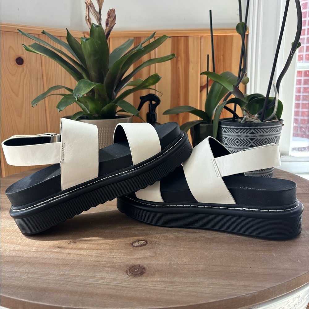 Women's Sandals